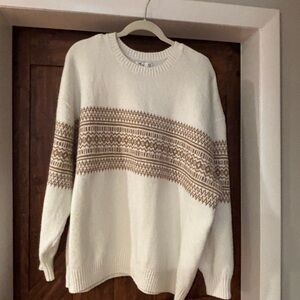 Hollister Cream and Brown Crewneck Sweater